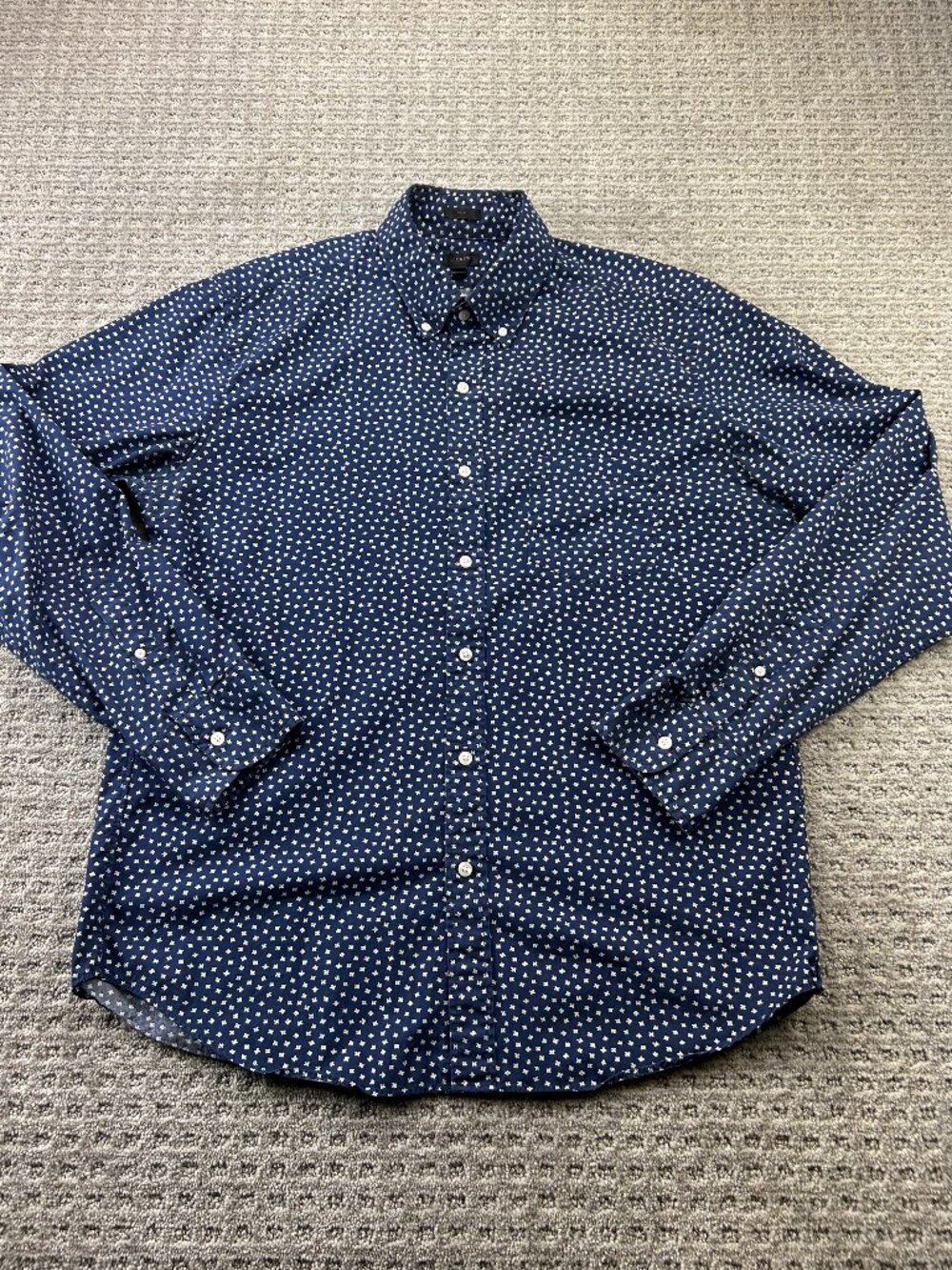 J. Crew Button Down Shirt Slim Fit Men L Navy Blue Floral All Over Preppy Polo